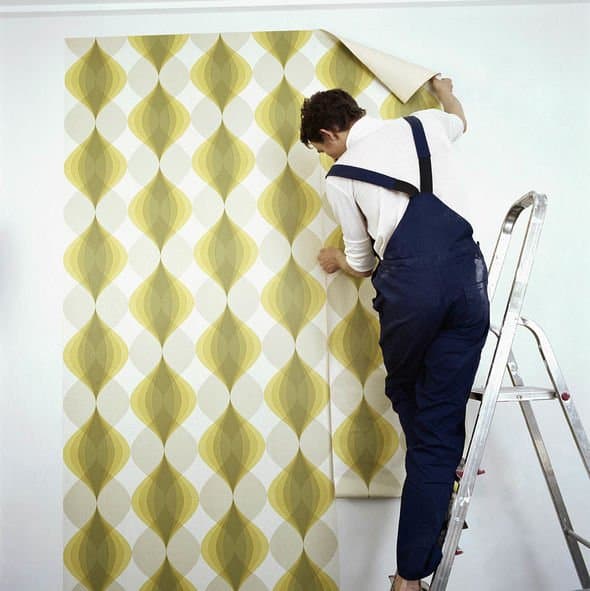 Wallpaper Fixing